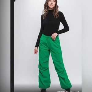 LOVE TREE NWT parachute cargo green pants size L